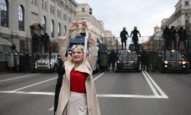 Poetin Helpt Loekasjenko Met Nieuwe Lening Nrc
