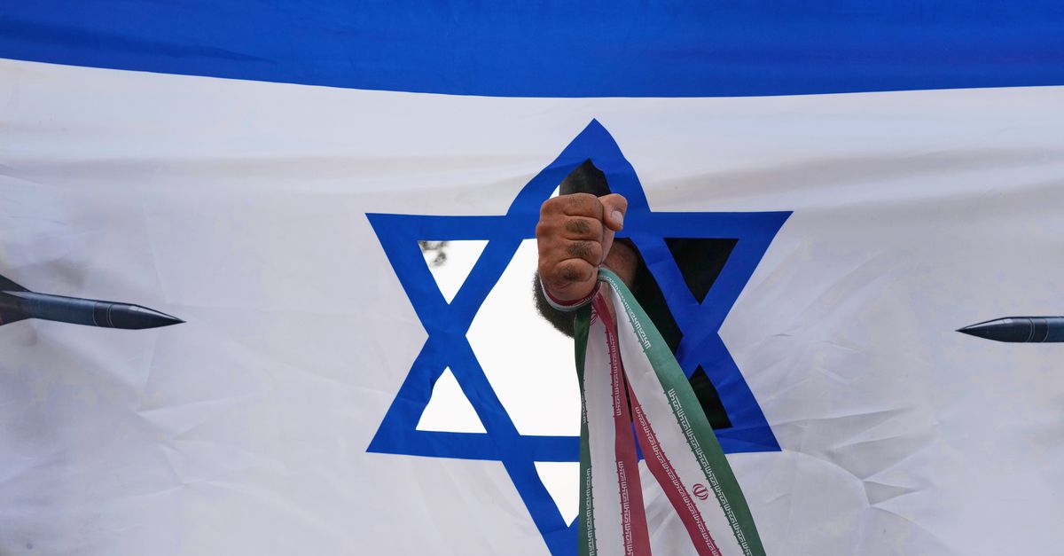 議会イランは、アトミックウォッチドッグとの停止協力に投票します
