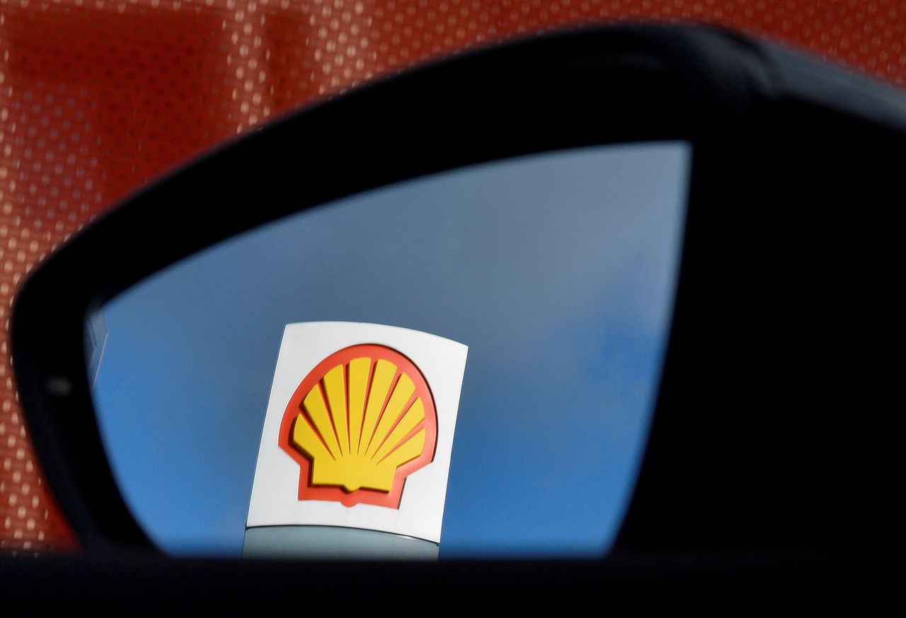 Shell zou het publiek via reclamecampagnes hebben misleid, stelde De Blasio.