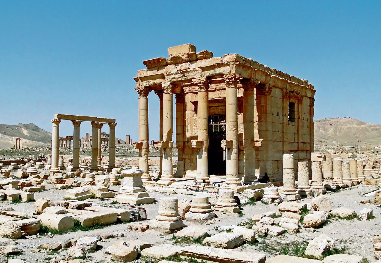 De tempel Baal Shamin, werelderfgoed, voor zijn vernietiging.