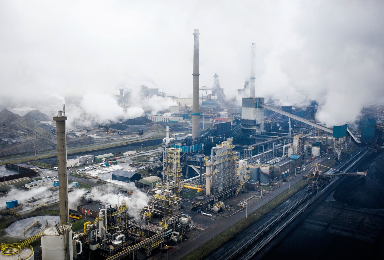 ‘Tata Steel Nederland loosde illegaal kwik in riool’ 