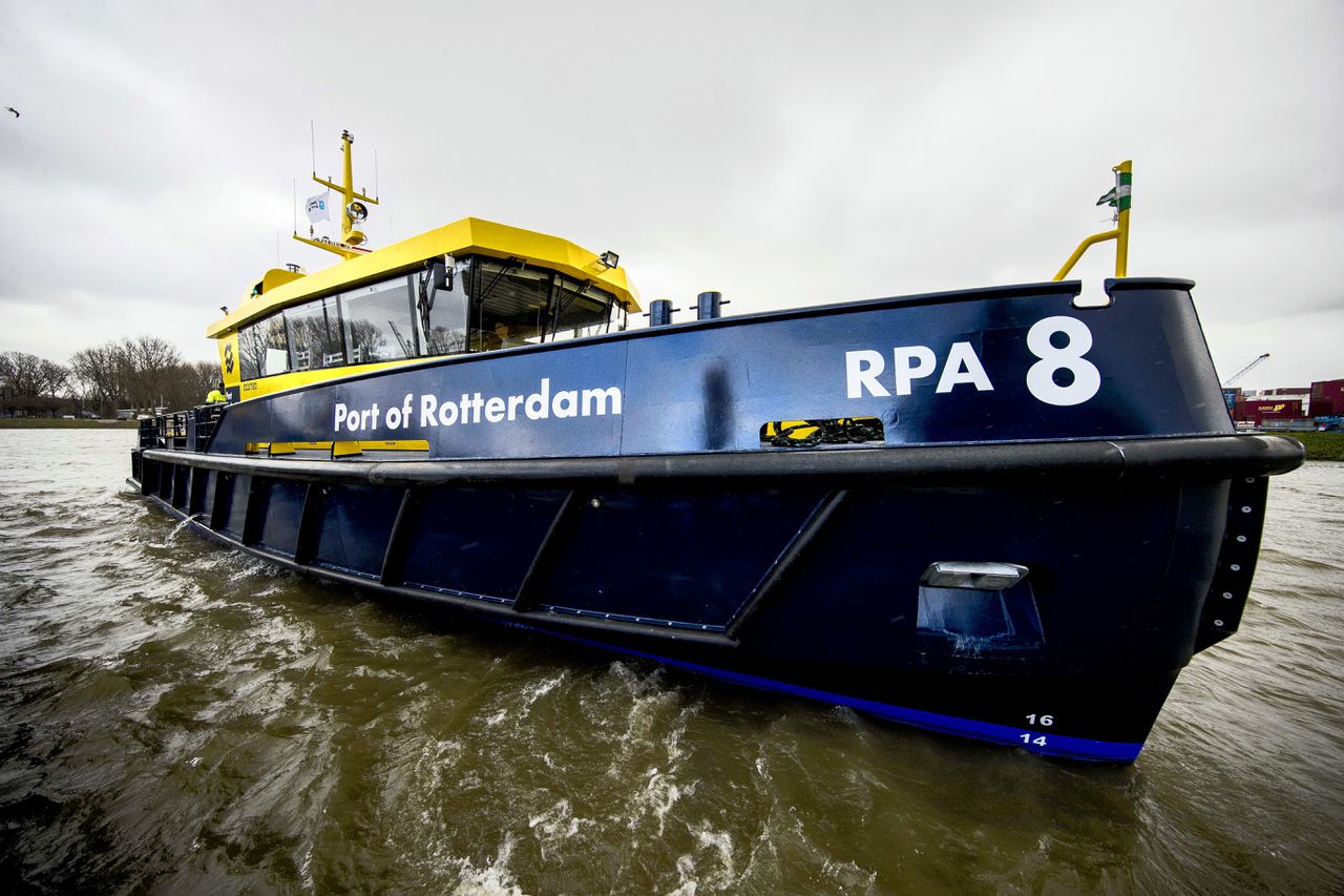 Containeroverslag bezorgt haven R'dam topjaar 