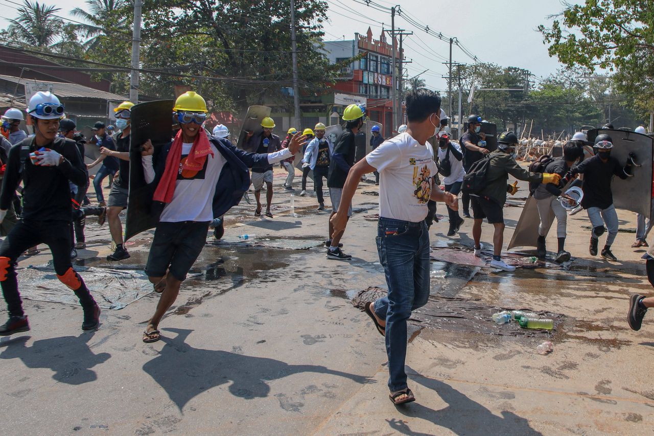 Zeven doden bij betogingen in Myanmar 