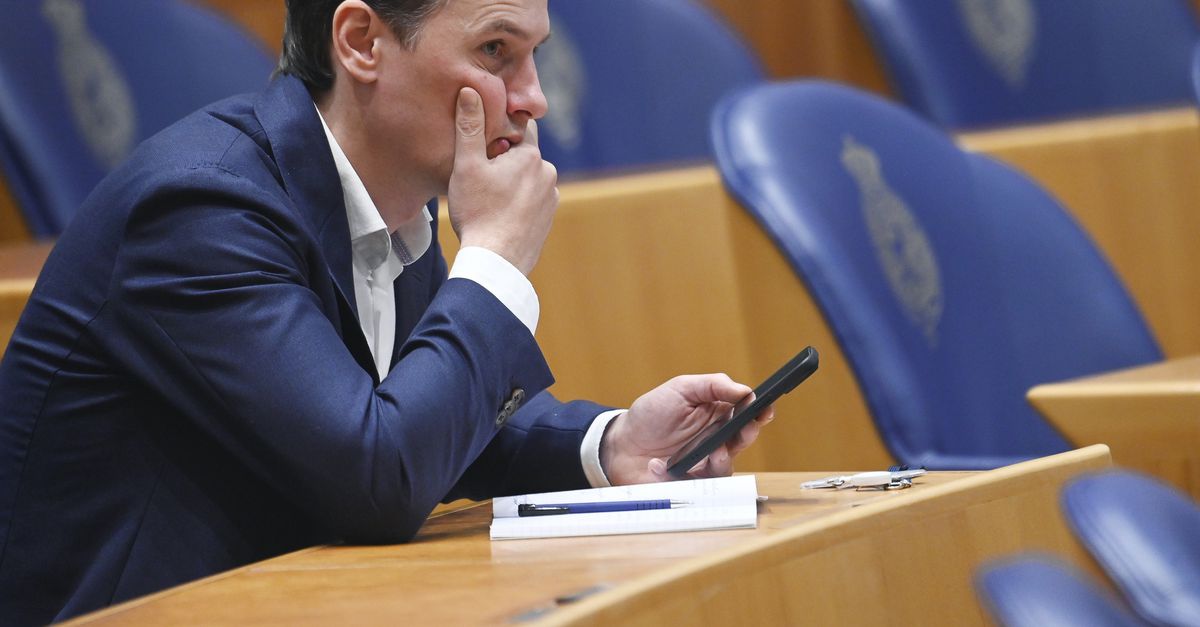 ボルトはオランダで初めてXを放棄した政党となる