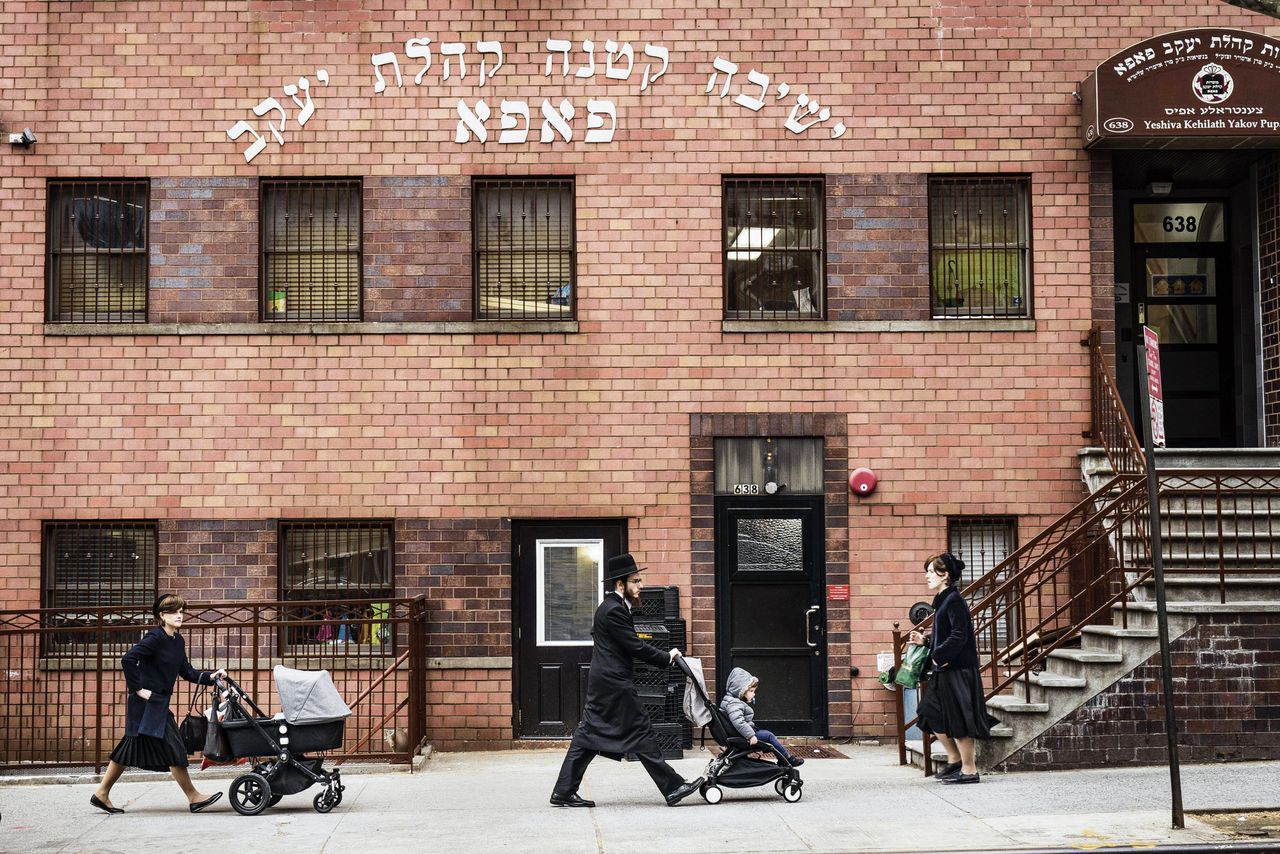Joodse ouders in Brooklyn, New York