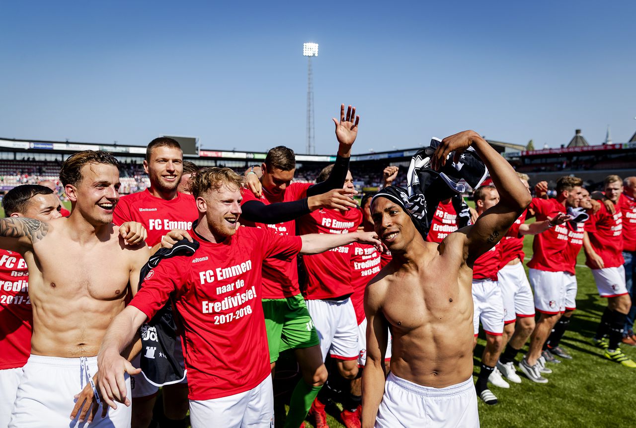 FC Emmen en De Graafschap promoveren naar de eredivisie - NRC