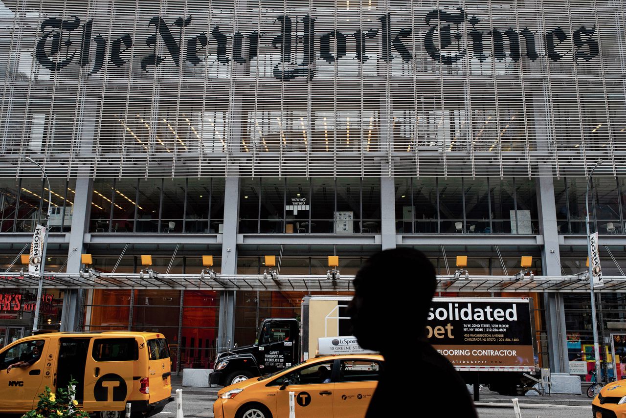 The New York Times is met zijn 7,5 miljoen abonnees de „culturele bliksemafleider” van de VS.