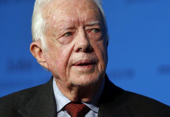 Voormalig president Jimmy Carter in Boston op archiefbeeld, november 2014.