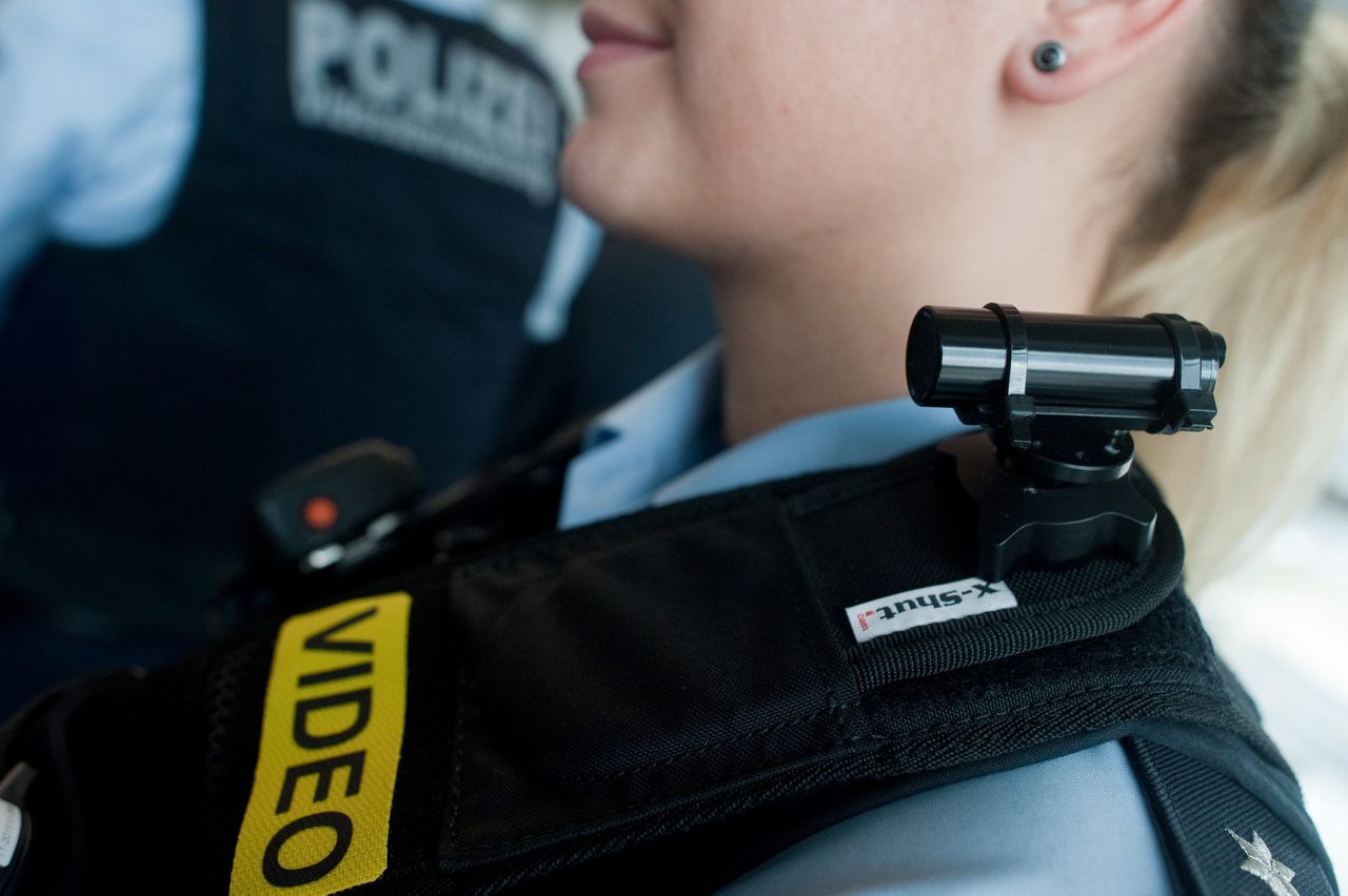 Amsterdamse politie begint met bodycams 