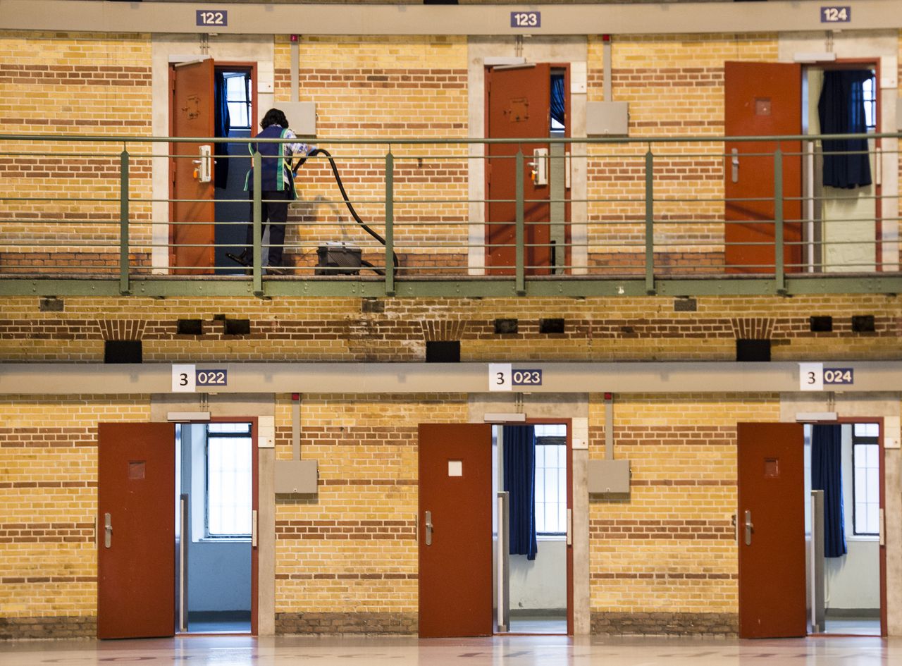 ‘Aangepast levenslang in strijd met Europese verdragen’ - NRC