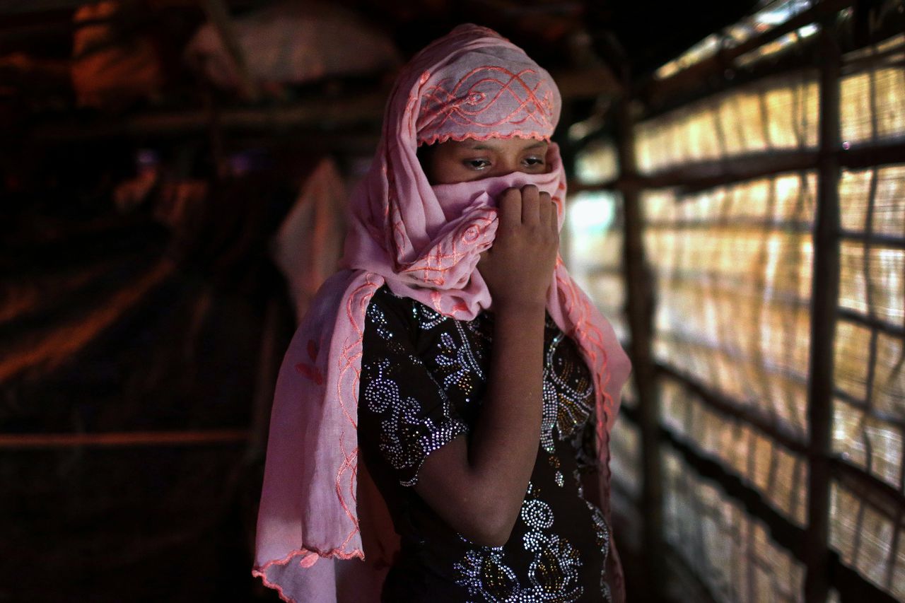 Een Rohingya-vrouw in een vluchtelingenkamp in Bangladesh.