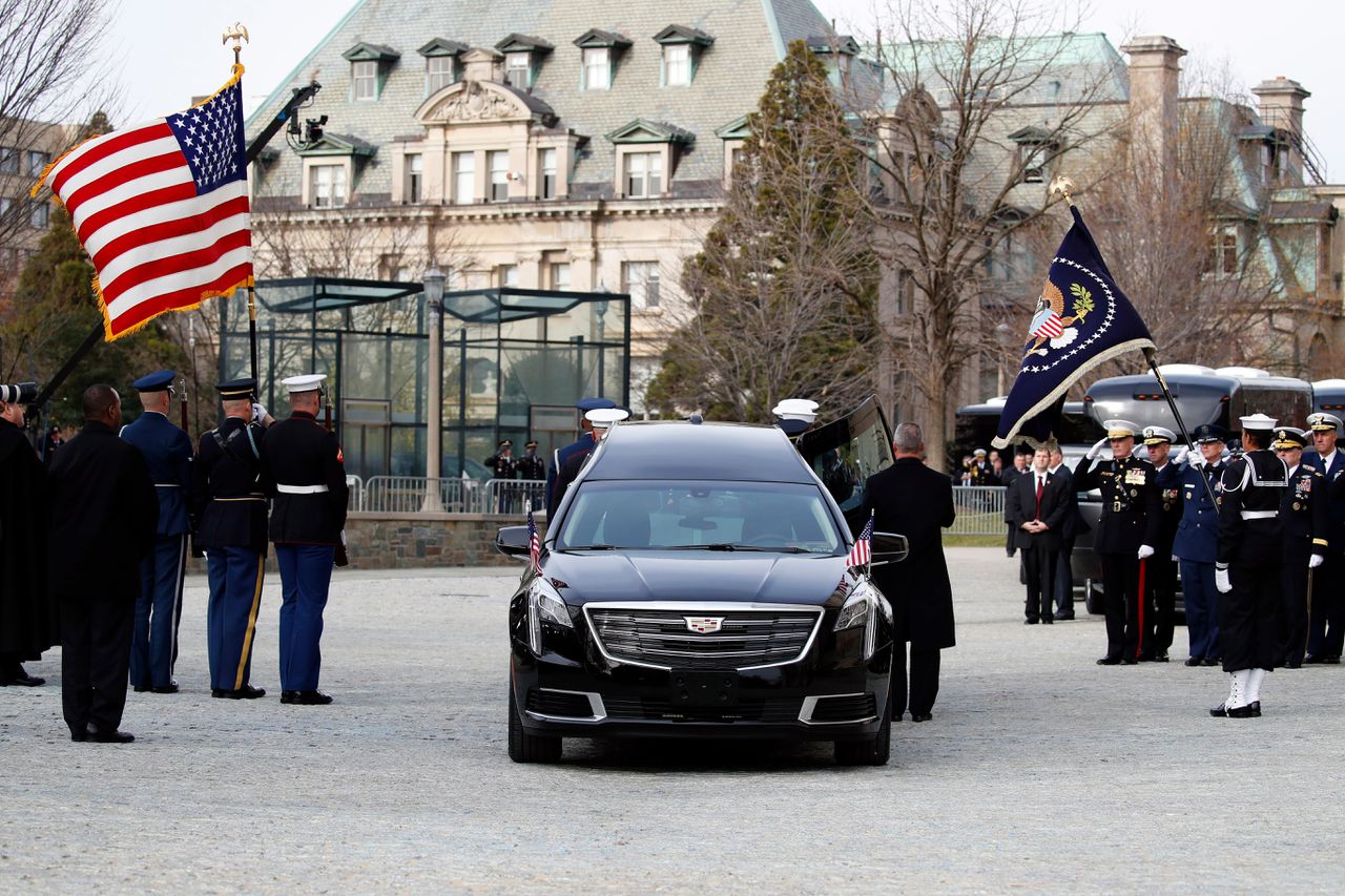 Begrafenis Bush is een demonstratie van bescheidenheid 