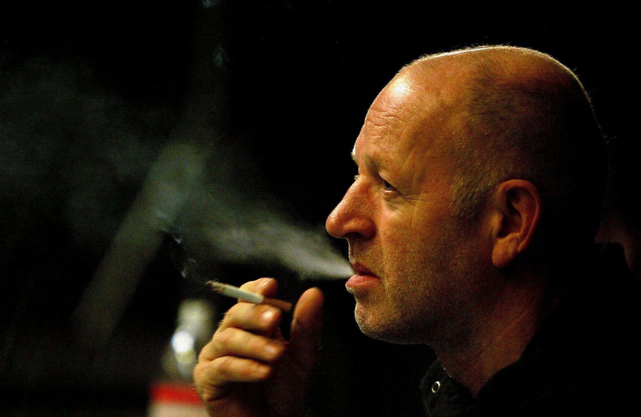 Regisseur Franz Marijnen tijdens repetities van de voorstelling ‘Cyrano de Bergerac’ in 2003 in Den Haag.