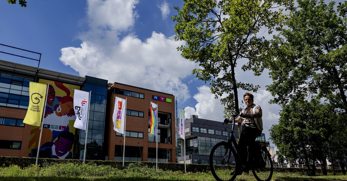 Onderzoek: in heel Europa meer aanvallen op journalisten, bezorgdheid over persconcentratie in Nederland door overname van RTL door DPG