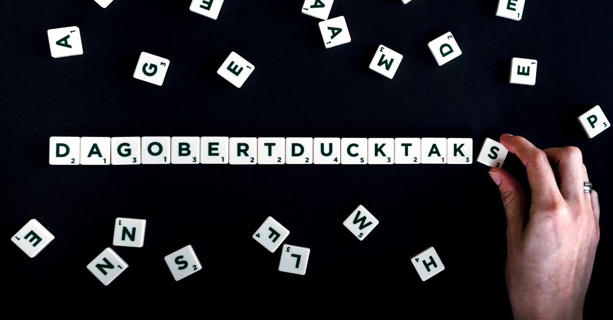 Dikke Van Dale: ‘dagobertducktaks’ is het Woord van het Jaar 2014 - NRC