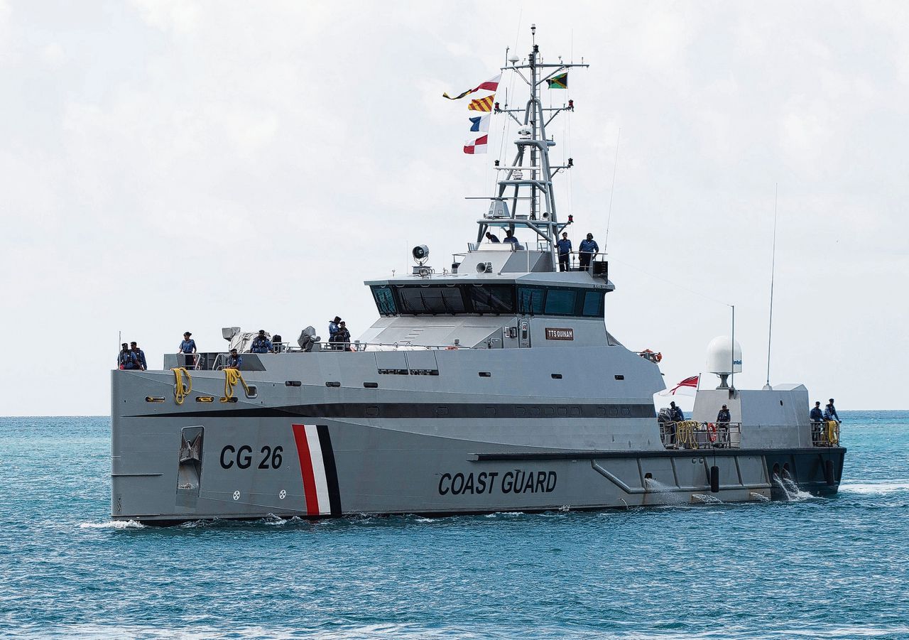 Een schip van de kustwacht van Trinidad & Tobago dat werd gebouwd door scheepsbouwer Damen uit Gorinchem.