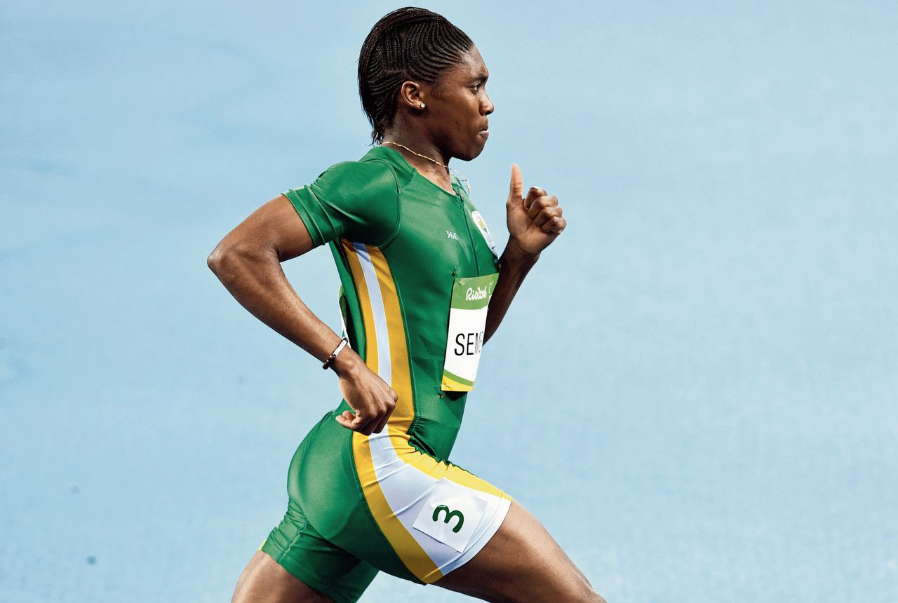 Caster Semenya in actie op de 800 meter bij de Spelen van Rio in 2016.