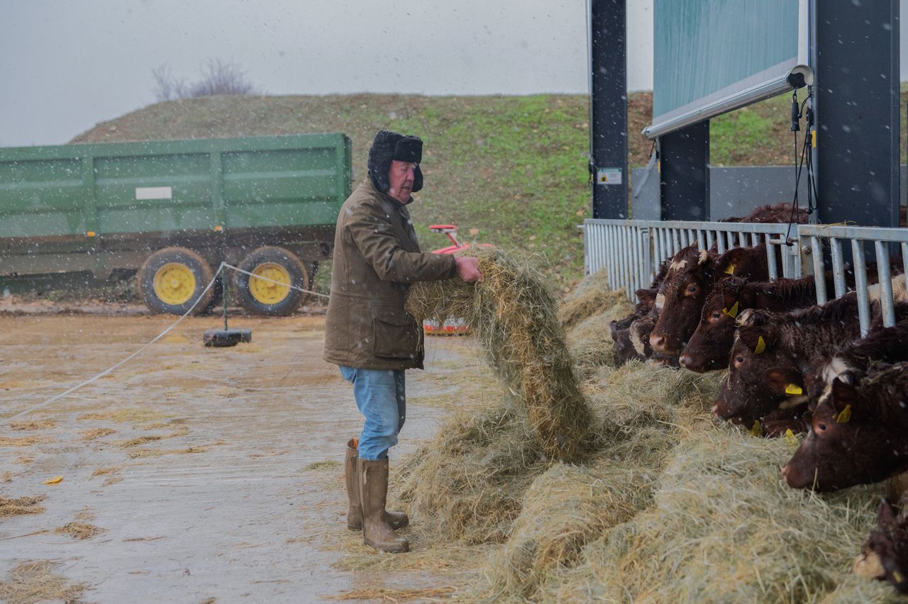 Jeremy Clarkson als agrarische brekebeen in serie ‘Clarkson’s Farm’ 