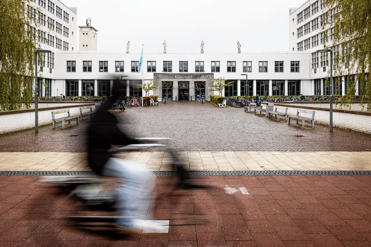 Meldingen van  <em>managerial bullying</em> ? Op de TU Delft geldt: zwijgen en zand erover 