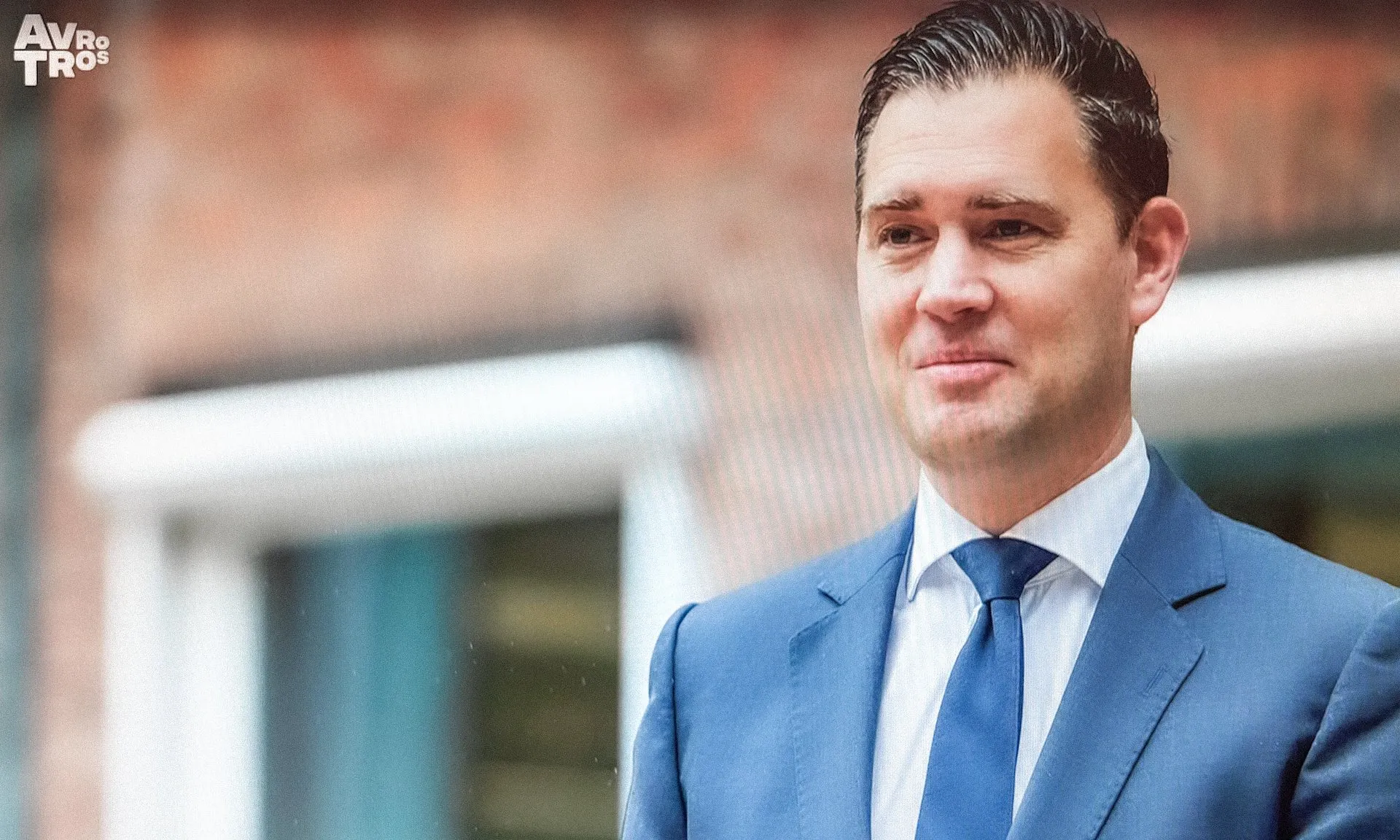 Tv-recensie | Tv-avond vol stelligheden: van 'nepliberaal' minister ...
