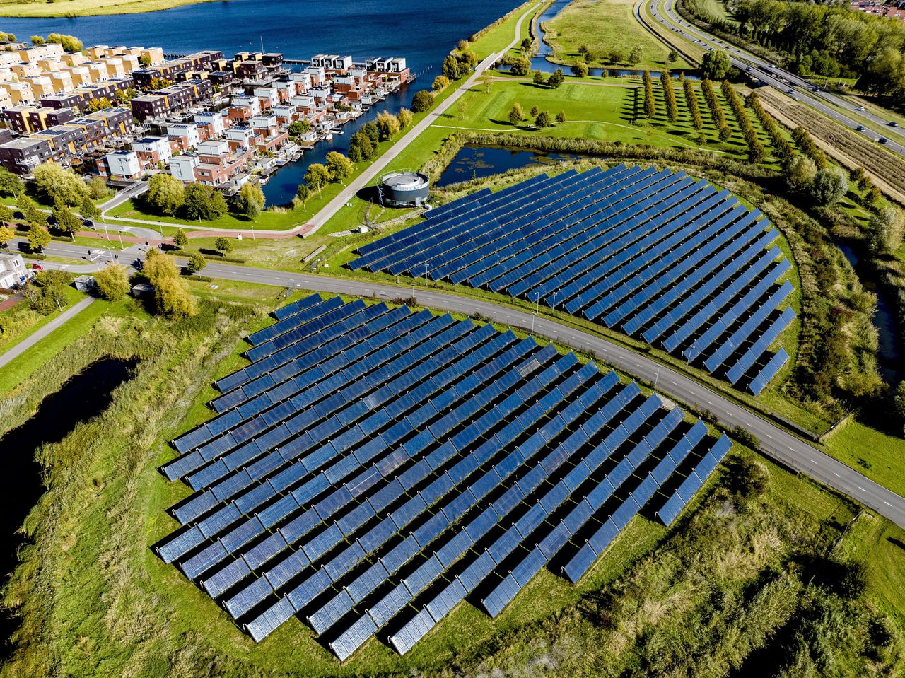 Wind en zonneenergie boekt stilletjes megawinsten door de