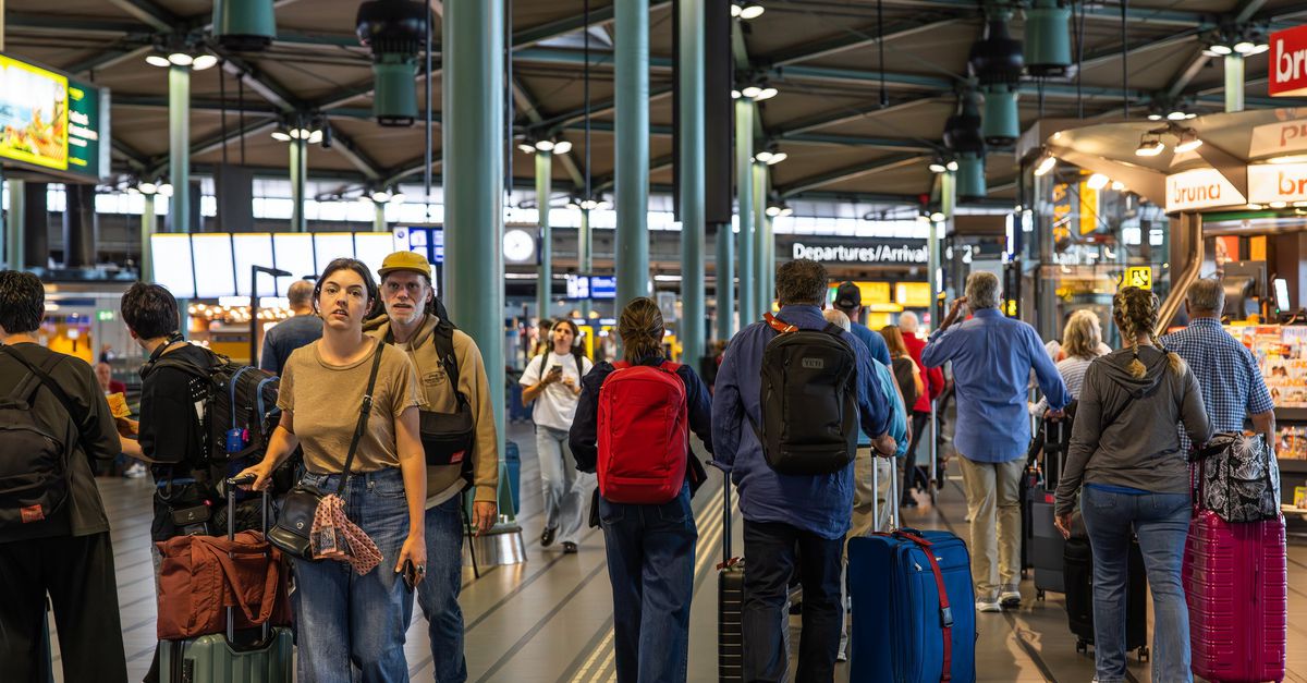 Vakbonden kondigen acties aan op Schiphol na verlopen ultimatum