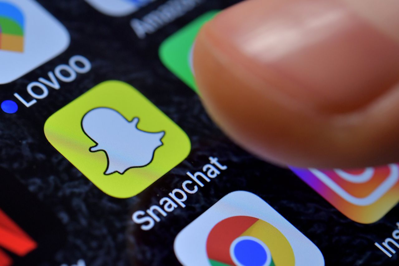 Daling gebruikers Snapchat, wel meer inkomsten 