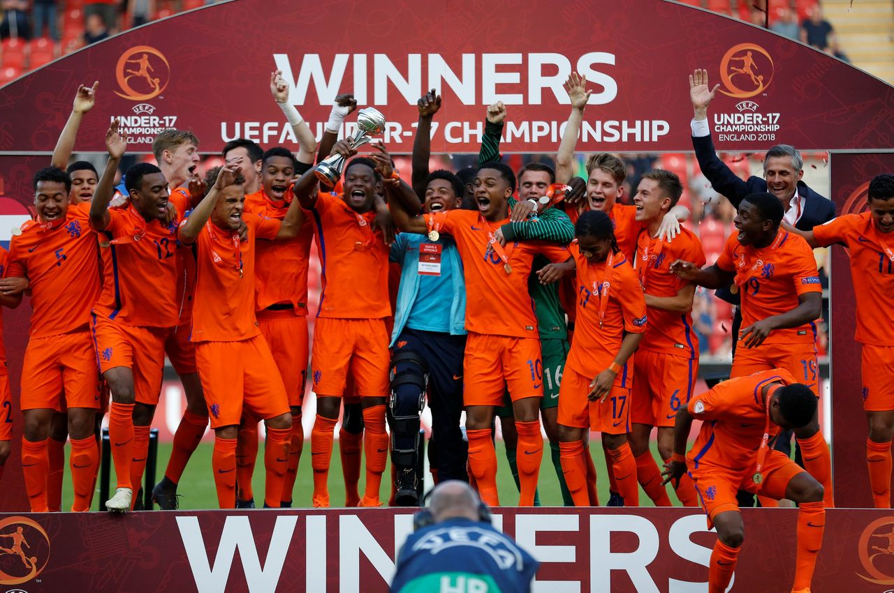 Het Nederlands elftal Onder 17 werd Europees kampioen in Rotherham.