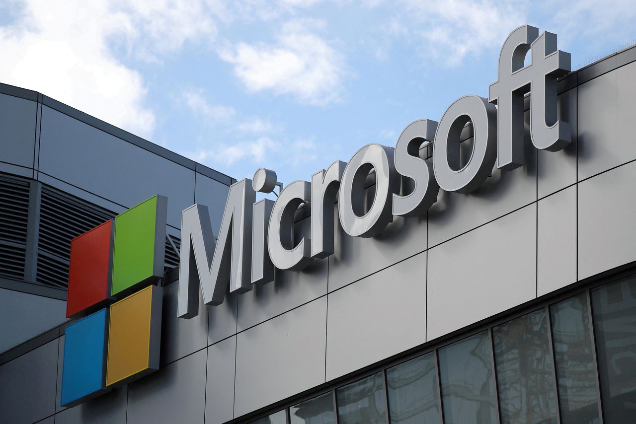 Microsoft bood nabestaanden alleen met een gerechtelijk bevel toegang tot de accounts van een overleden man.