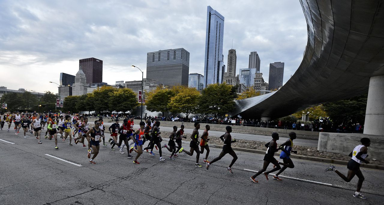 De start van de marathon van Chicago van vorig jaar.