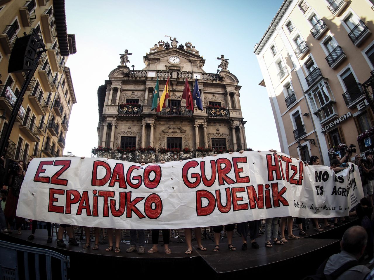 Spaans Hooggerechtshof veroordeelt vijftal toch voor verkrachting 