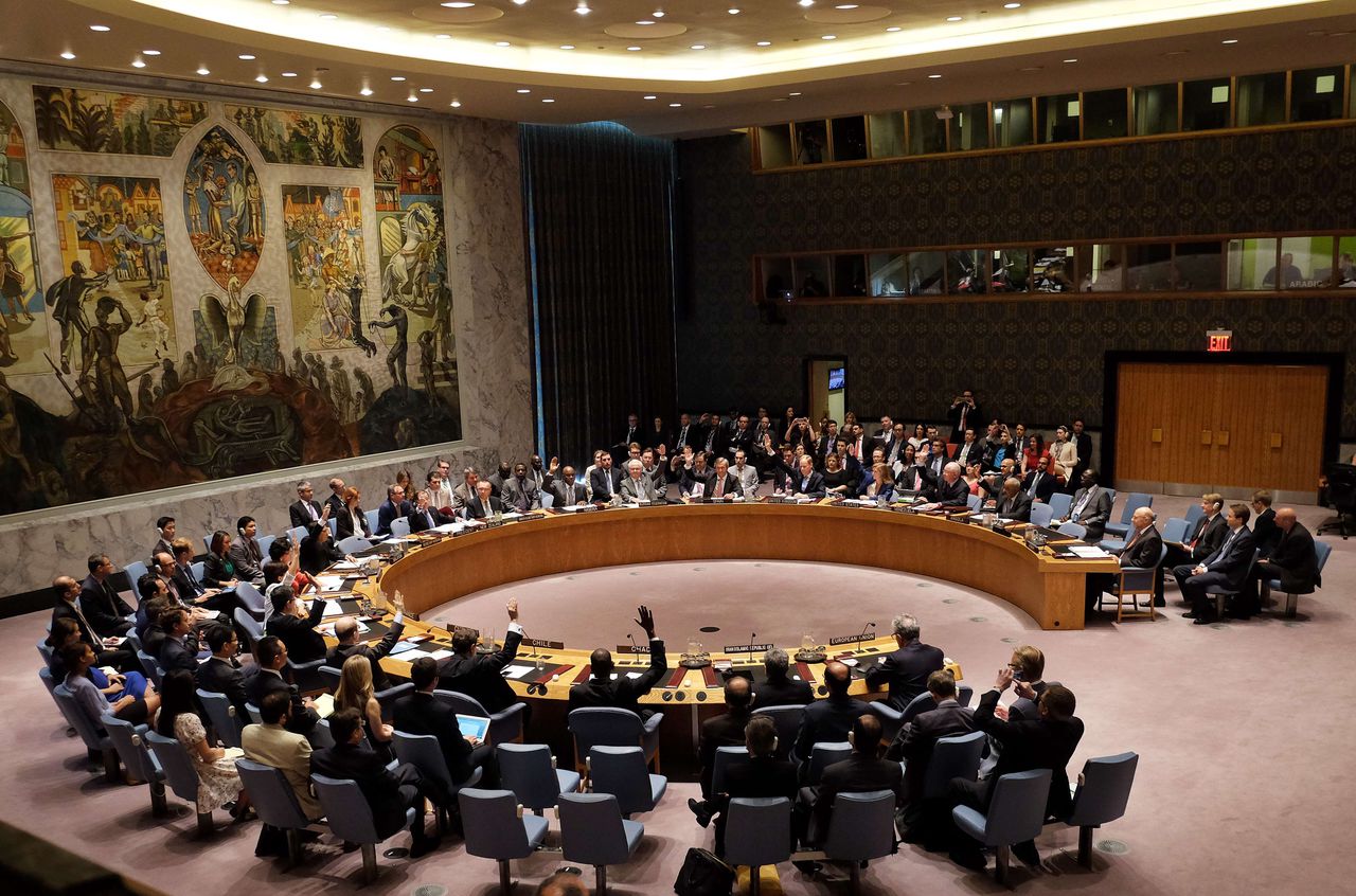 Het hoofdkwartier van de VN-Veiligheidsraad in New York. De leden zullen vanavond stemmen over de oprichting van een VN-tribunaal, iets waar Nederland fervent voorstander van is.