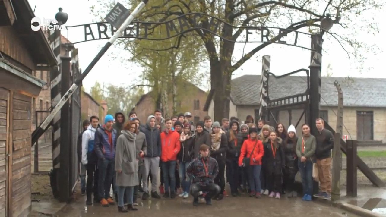 Het probleem van Auschwitz als toeristische trekpleister 