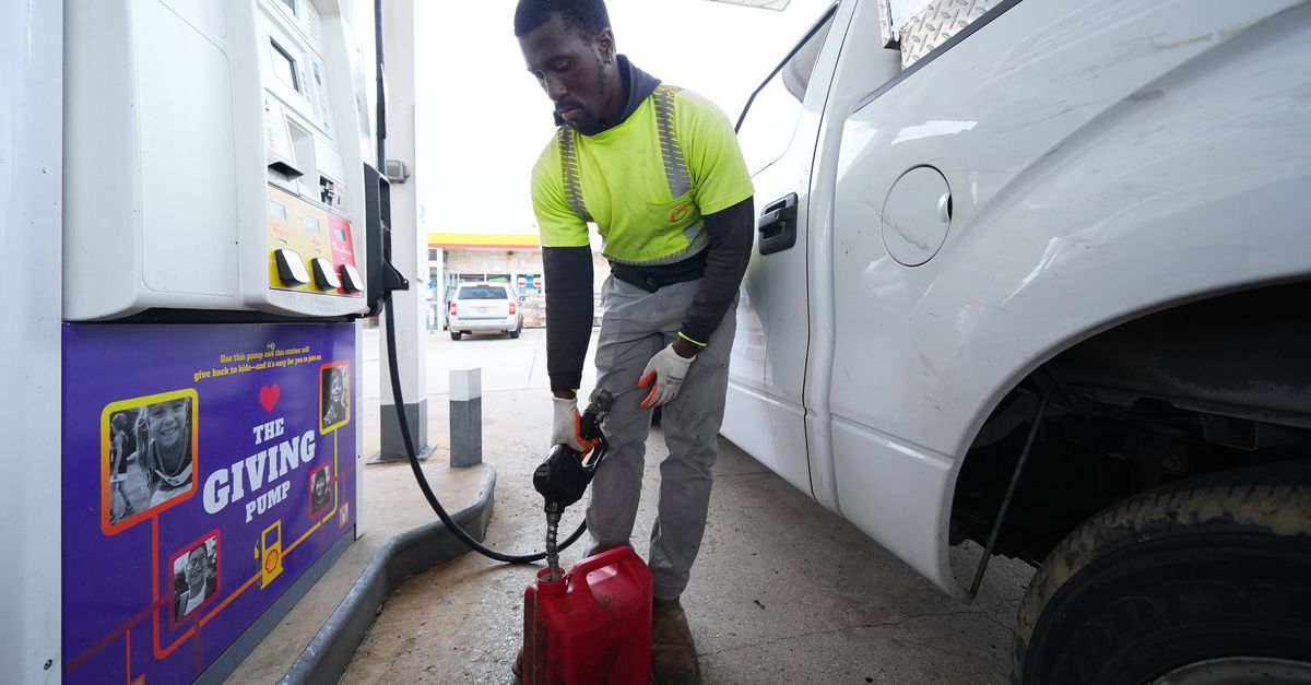 De Amerikaanse olieboer is (even) blij met prijsstijgingen, de kiezer niet. Die is hypergevoelig voor dure benzine