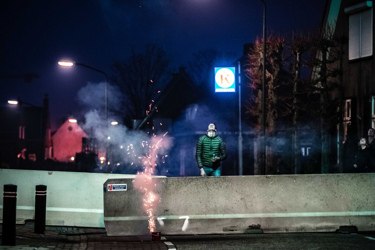 Minder Mensen Lopen Vuurwerkletsel Op Nrc