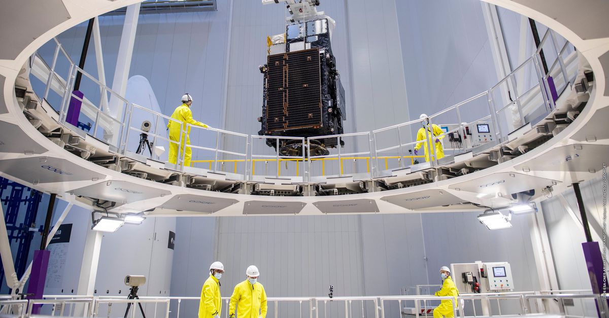 New satellite allows meteorologists to see thunderstorms forming from above