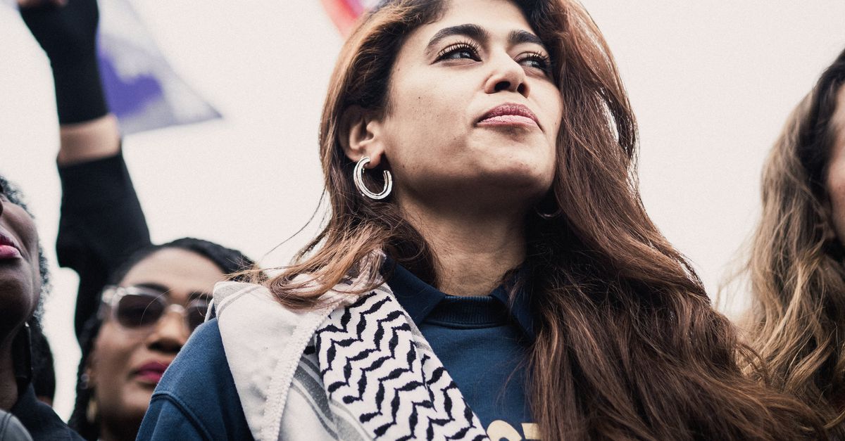 Franse Europarlementariër Rima Hassan groeit na arrestatie op zee ook internationaal uit tot gezicht pro-Palestijnse strijd