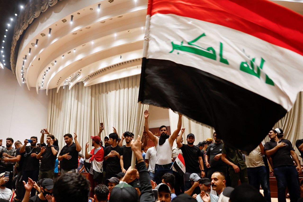 Tientallen gewonden bij bestorming Iraakse parlementsgebouw 