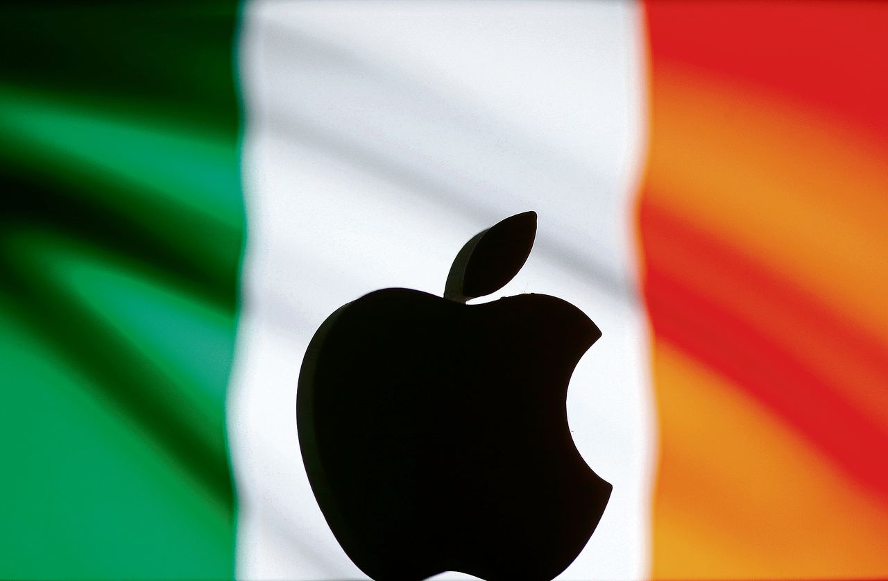 Ierse regering kiest voor Apple en riskeert confrontatie met Brussel.