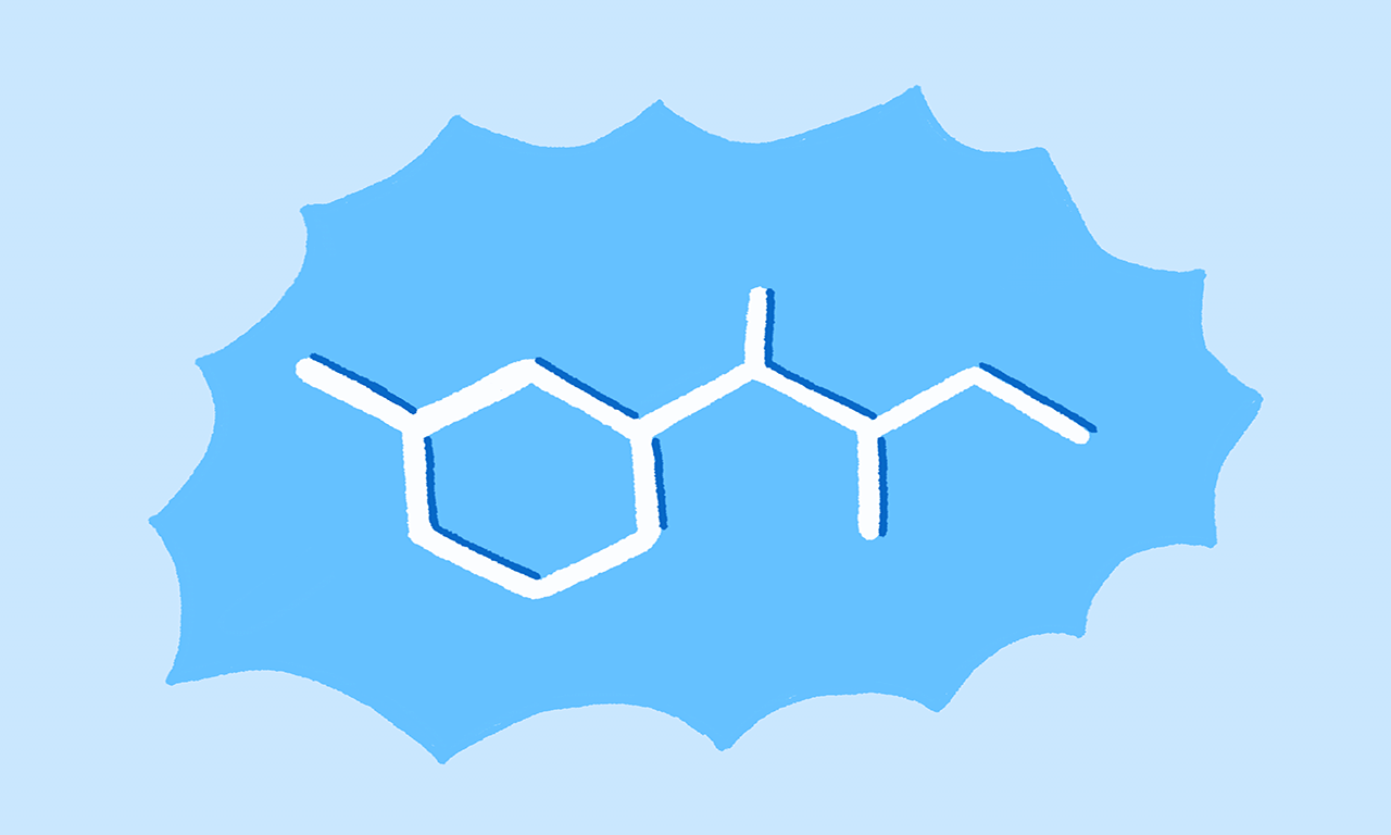 3-MMC kwam in 2012 op de drugsmarkt, toen 4-MMC werd verboden. De chemische structuren lijken erg op elkaar.