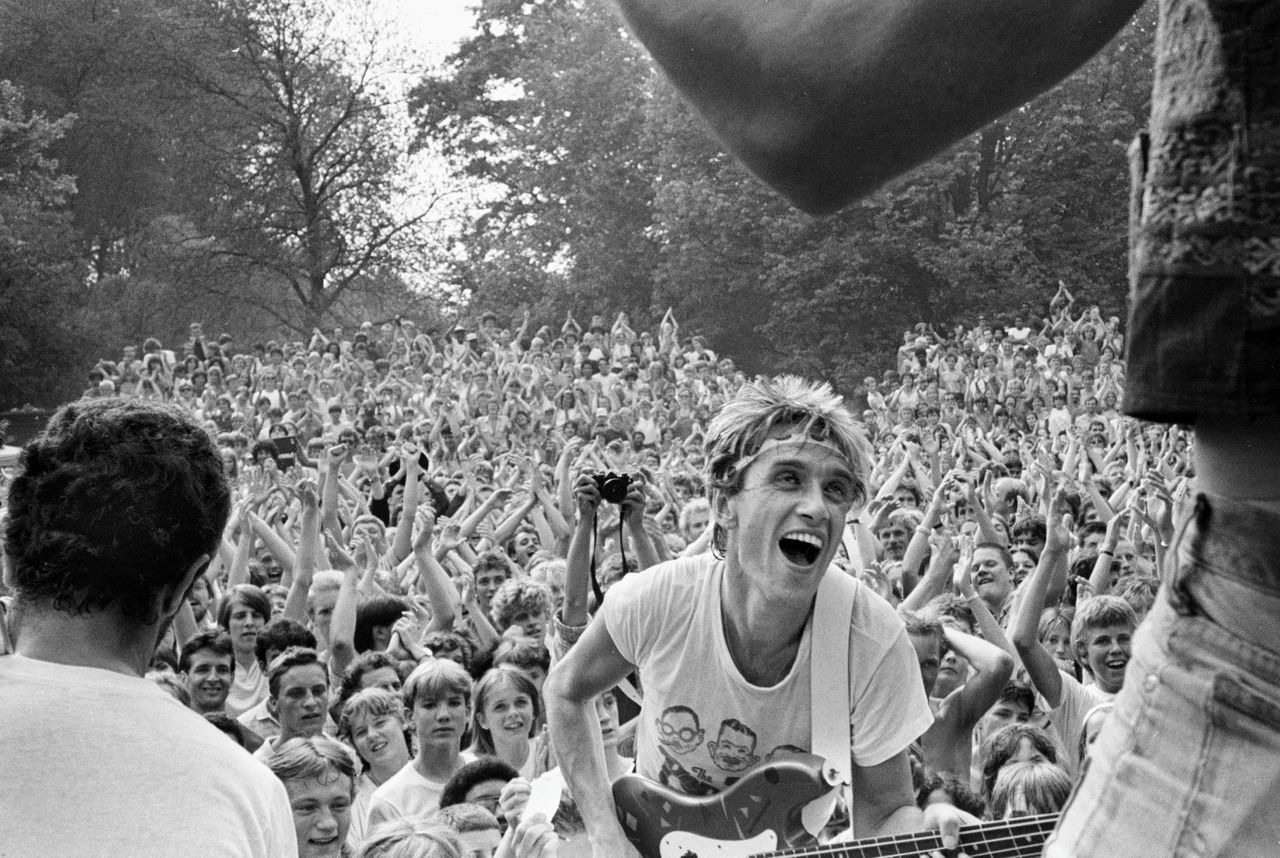 Doe Maar in 1982 in het Vondelpark in Amsterdam