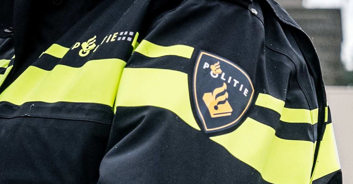 De politie heeft dinsdagochtend twee Zeeuwse miljonairs opgepakt in het kader van een fraudeonderzoek.