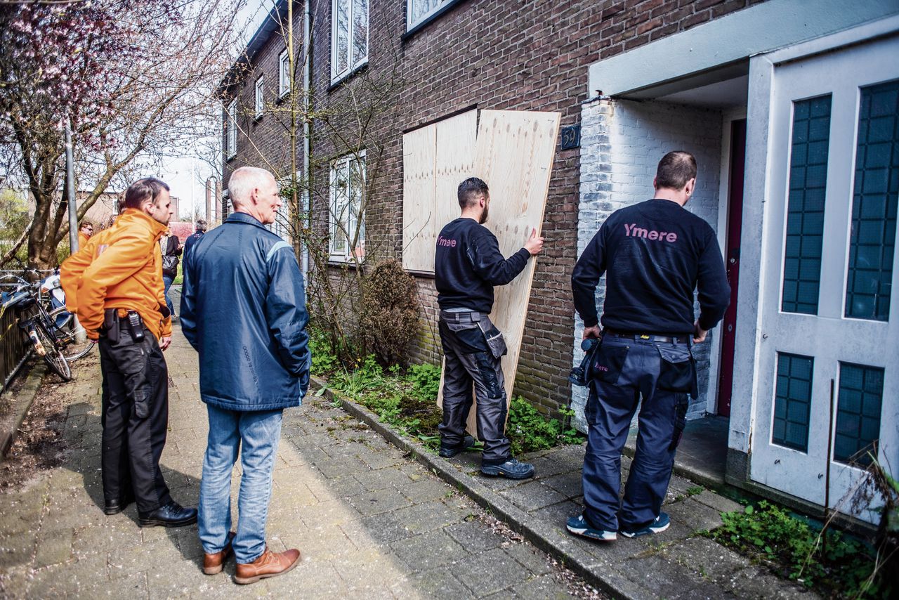 Oplossing krakende vluchtelingen vormt de inzet van Amsterdamse collegevorming 