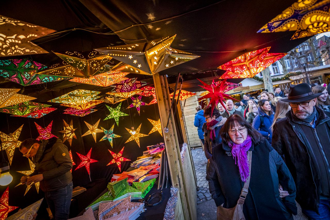 Kerstmarkt op het Vrijthof in Maastricht.