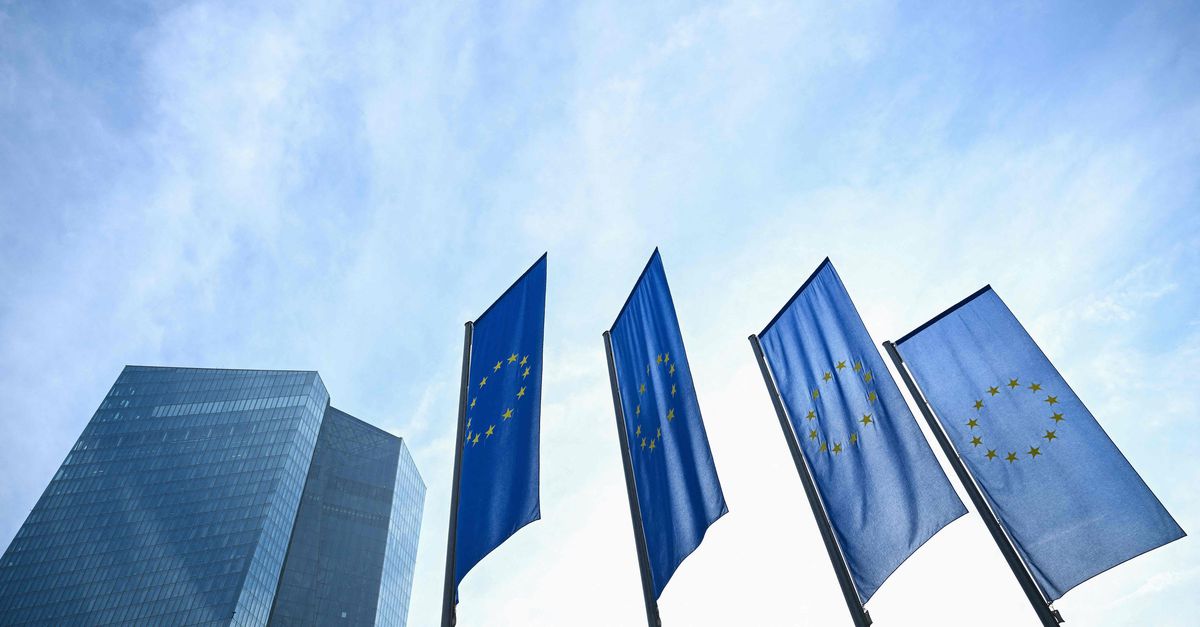 ECB laat renteknop onaangeraakt : depositorente blijft op 2 procent