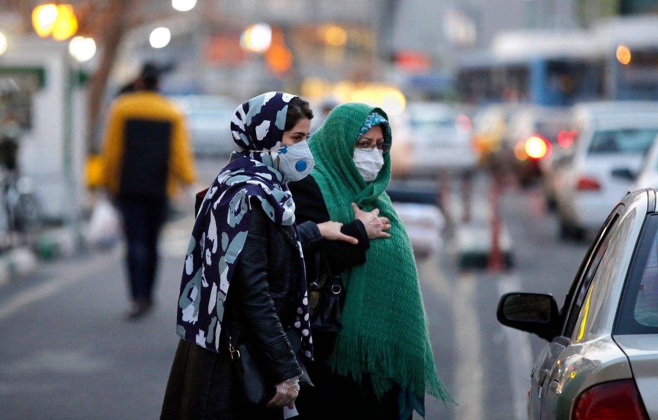 Angst voor corona in Iran slaat toe na snelle stijging dodental 