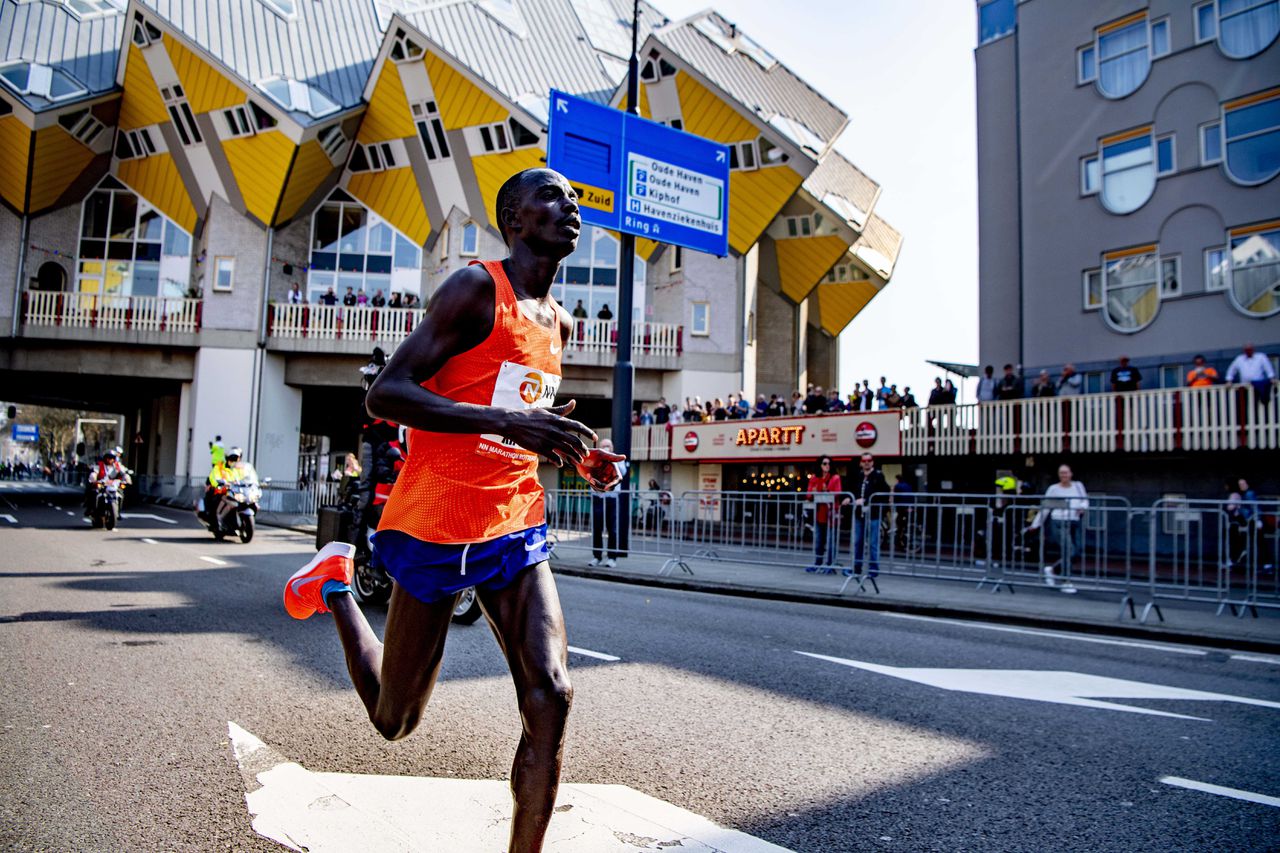 Kipserem wint marathon van Rotterdam in parcoursrecord NRC