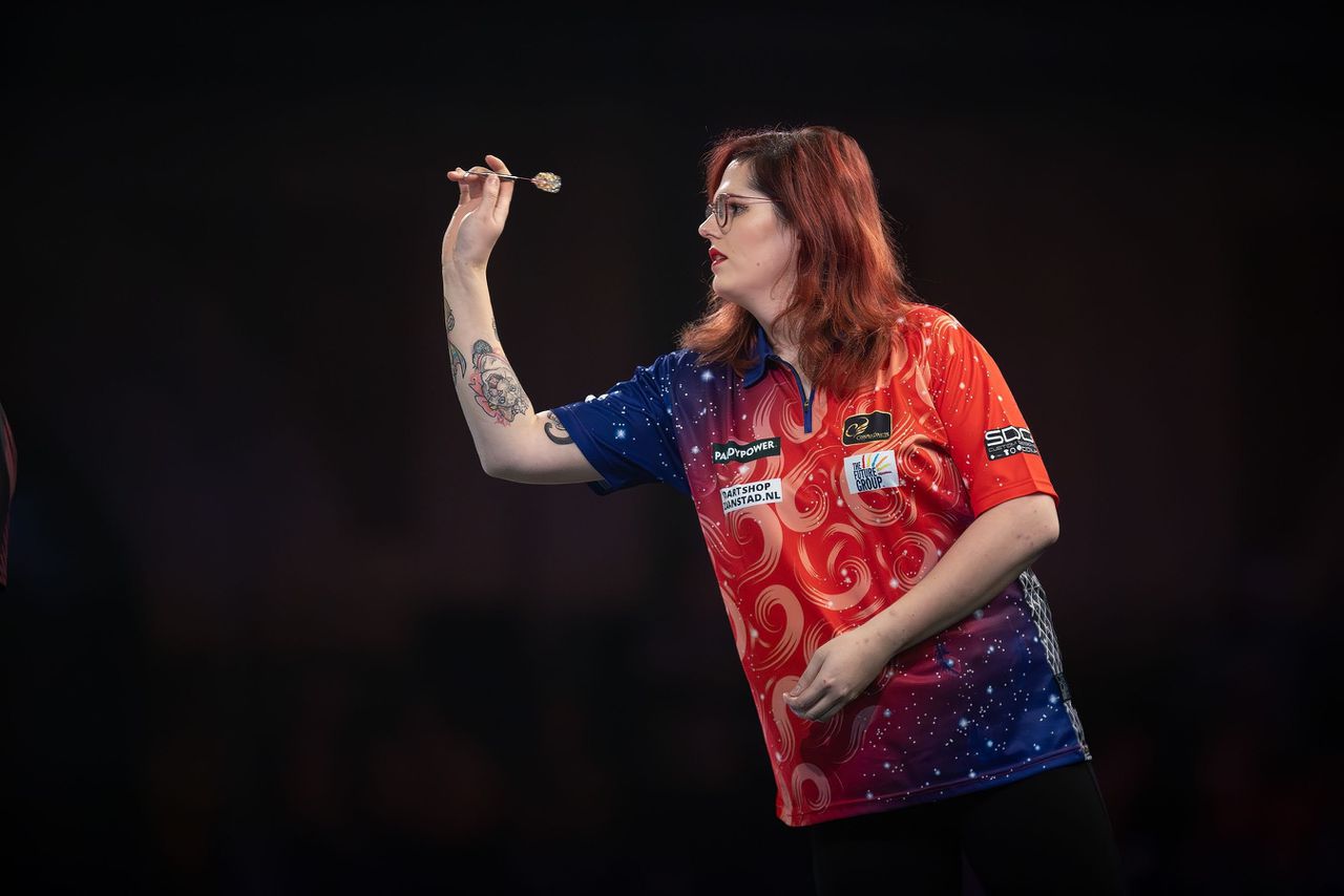 WDF prepovedal nastop transspolnim ženskam na turnirjih v pikadu, kar je prizadelo nizozemsko igralko Noa-Lynn van Leuven