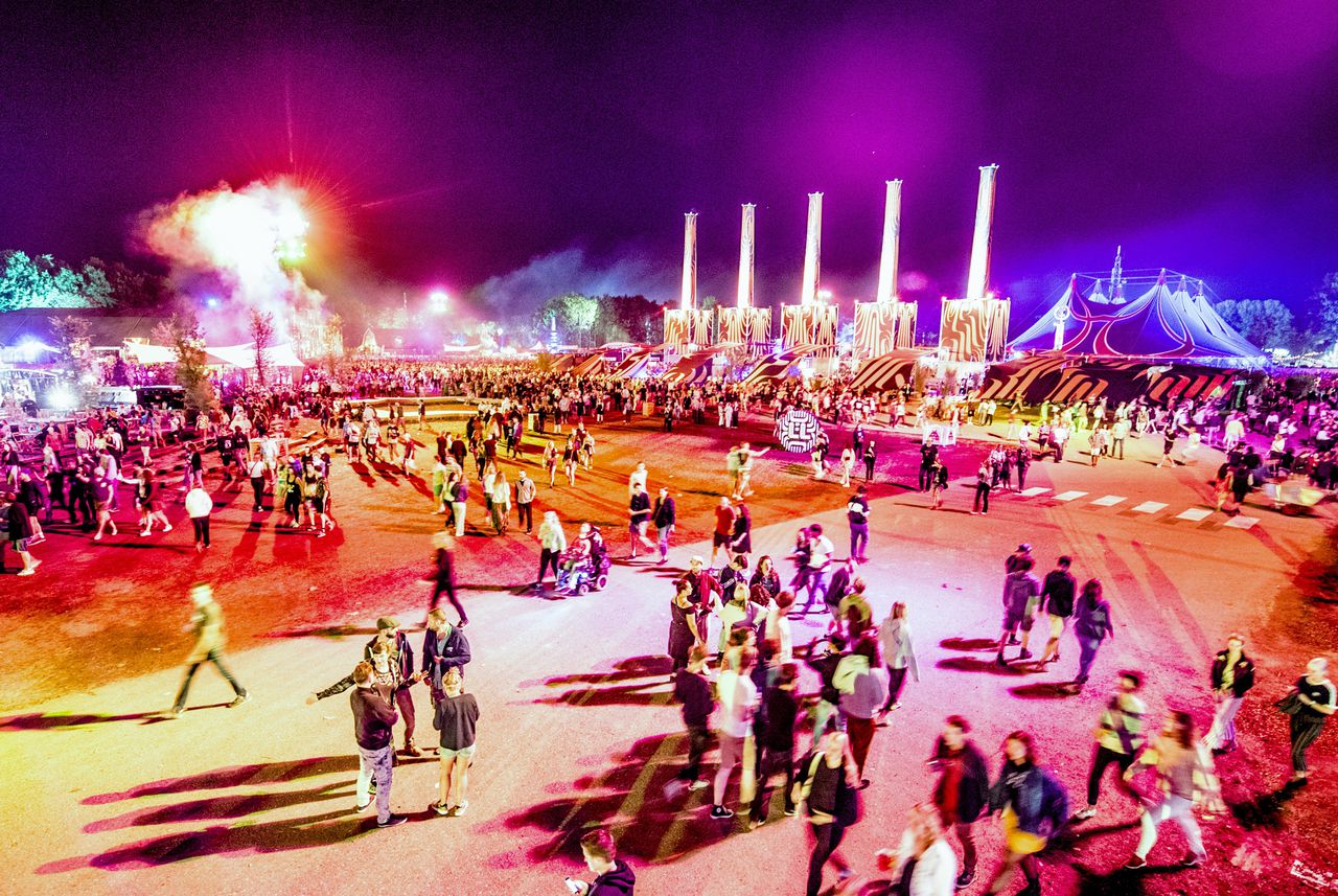 Gedurfd en progressief nachtprogramma bij Lowlands 