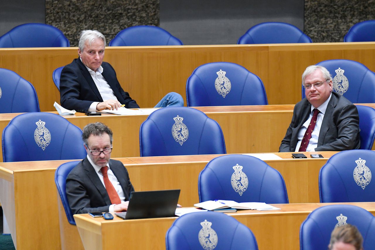 Wybren van Haga, Hans Smolders en Olaf Ephraim in de Tweede Kamer.